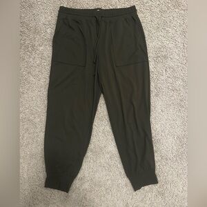 Lou & Grey - LOFT- Olive Green Jogger Pants